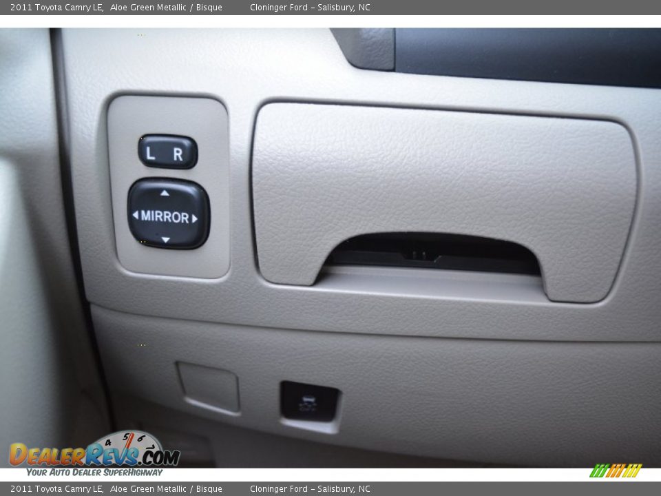 2011 Toyota Camry LE Aloe Green Metallic / Bisque Photo #25