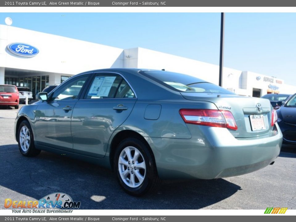 2011 Toyota Camry LE Aloe Green Metallic / Bisque Photo #28