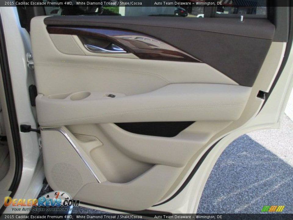 2015 Cadillac Escalade Premium 4WD White Diamond Tricoat / Shale/Cocoa Photo #22