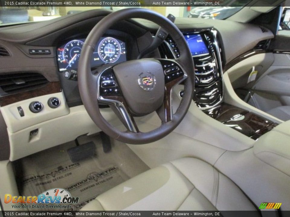 Shale/Cocoa Interior - 2015 Cadillac Escalade Premium 4WD Photo #25