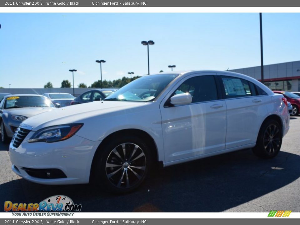 2011 Chrysler 200 S White Gold / Black Photo #3