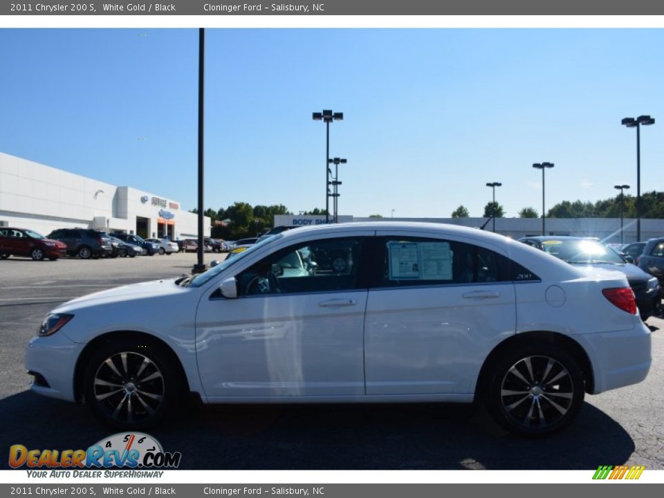 2011 Chrysler 200 S White Gold / Black Photo #6