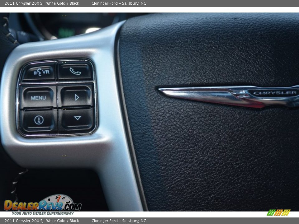 2011 Chrysler 200 S White Gold / Black Photo #27