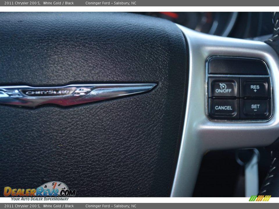 2011 Chrysler 200 S White Gold / Black Photo #28