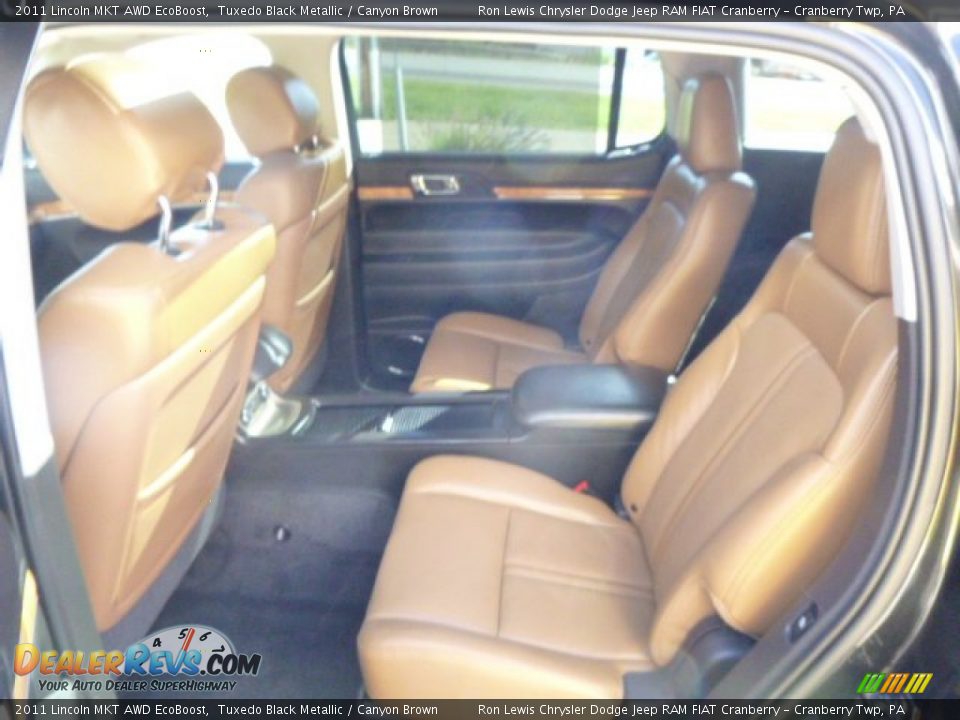 2011 Lincoln MKT AWD EcoBoost Tuxedo Black Metallic / Canyon Brown Photo #11