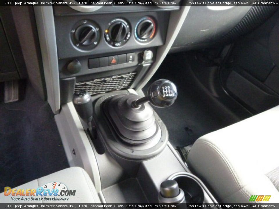2010 Jeep Wrangler Unlimited Sahara 4x4 Dark Charcoal Pearl / Dark Slate Gray/Medium Slate Gray Photo #17