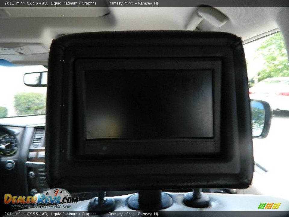 2011 Infiniti QX 56 4WD Liquid Platinum / Graphite Photo #17