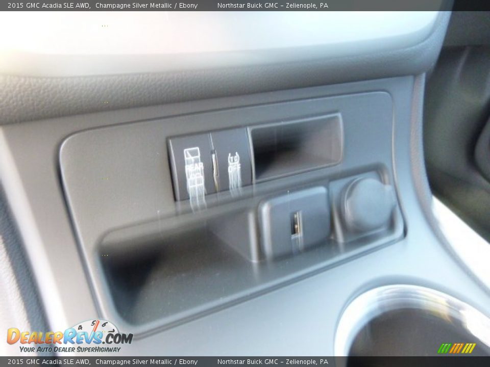 2015 GMC Acadia SLE AWD Champagne Silver Metallic / Ebony Photo #16