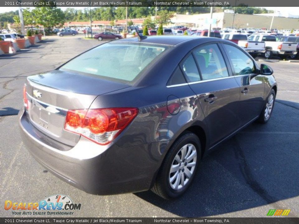 2011 Chevrolet Cruze LS Taupe Gray Metallic / Jet Black/Medium Titanium Photo #5