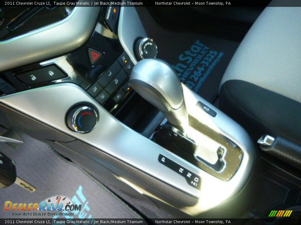 2011 Chevrolet Cruze LS Taupe Gray Metallic / Jet Black/Medium Titanium Photo #16