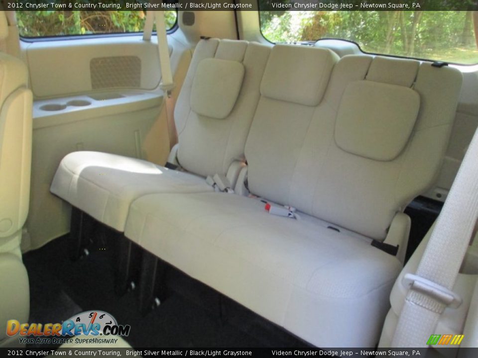 2012 Chrysler Town & Country Touring Bright Silver Metallic / Black/Light Graystone Photo #15