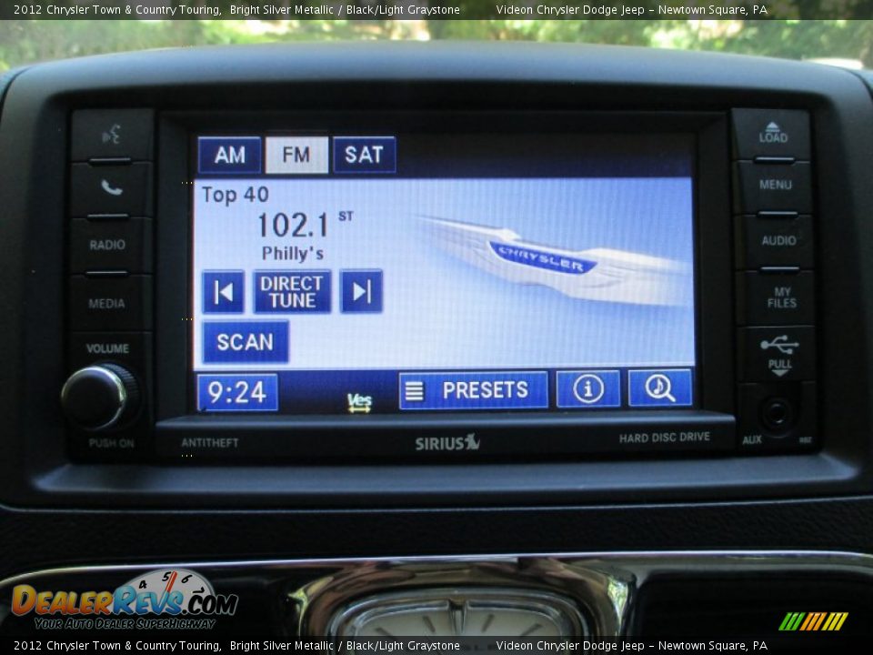 2012 Chrysler Town & Country Touring Bright Silver Metallic / Black/Light Graystone Photo #30