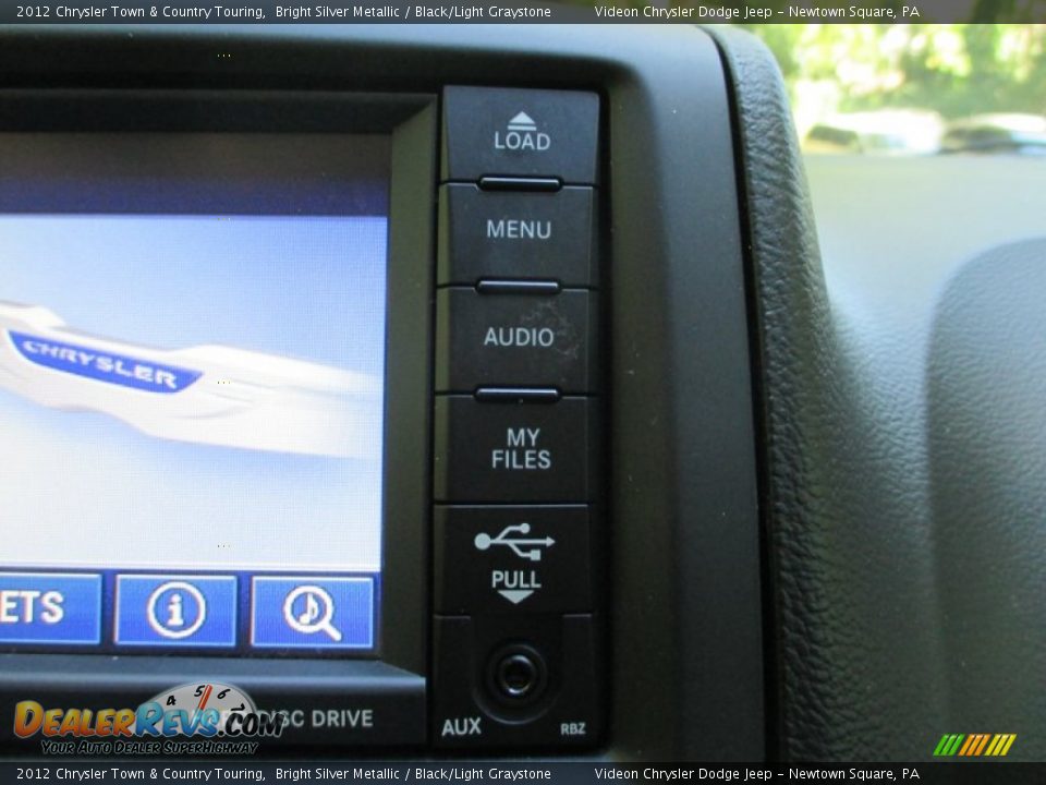 2012 Chrysler Town & Country Touring Bright Silver Metallic / Black/Light Graystone Photo #35