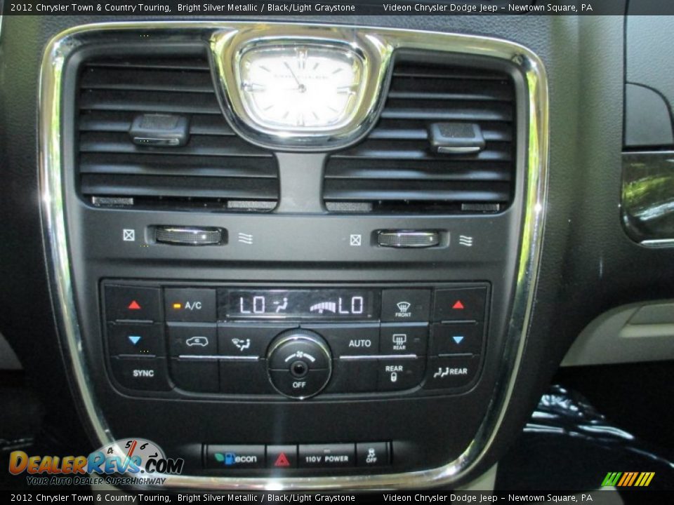 2012 Chrysler Town & Country Touring Bright Silver Metallic / Black/Light Graystone Photo #36