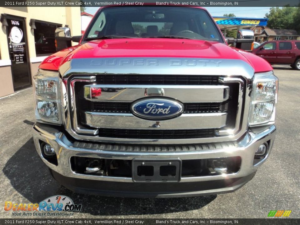 2011 Ford F250 Super Duty XLT Crew Cab 4x4 Vermillion Red / Steel Gray Photo #26