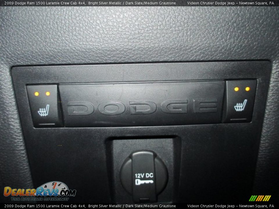 2009 Dodge Ram 1500 Laramie Crew Cab 4x4 Bright Silver Metallic / Dark Slate/Medium Graystone Photo #28