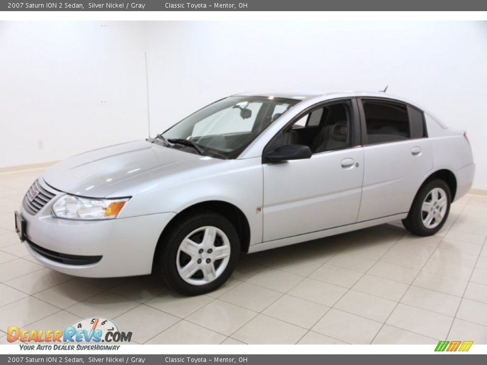Front 3/4 View of 2007 Saturn ION 2 Sedan Photo #3