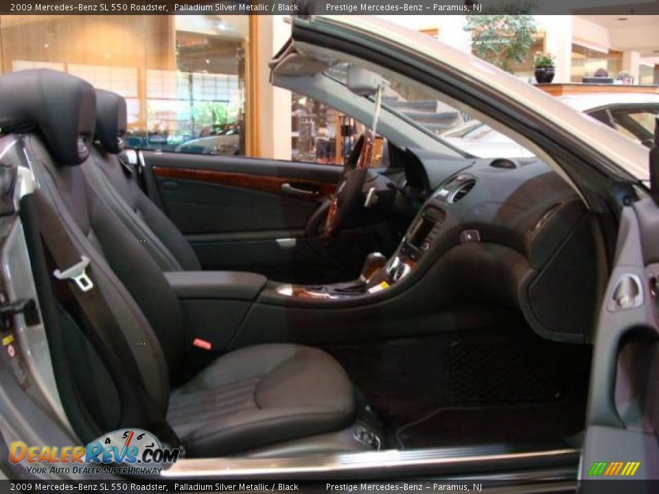 2009 Mercedes-Benz SL 550 Roadster Palladium Silver Metallic / Black Photo #9