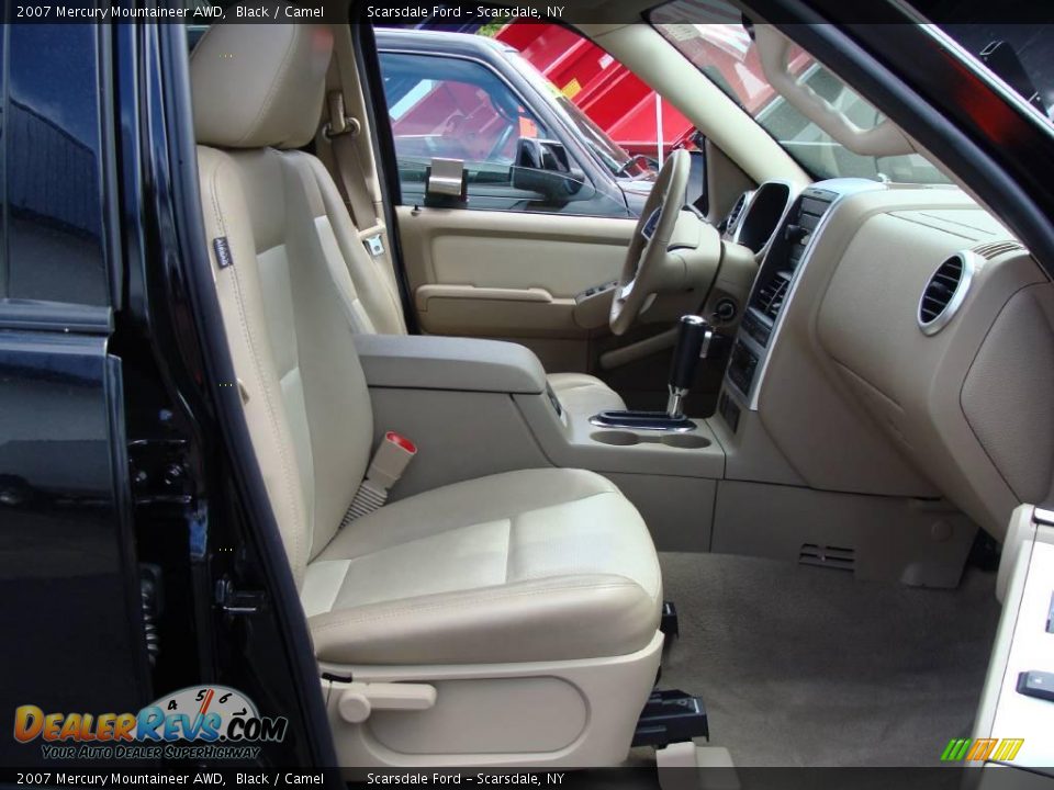2007 Mercury Mountaineer AWD Black / Camel Photo #14