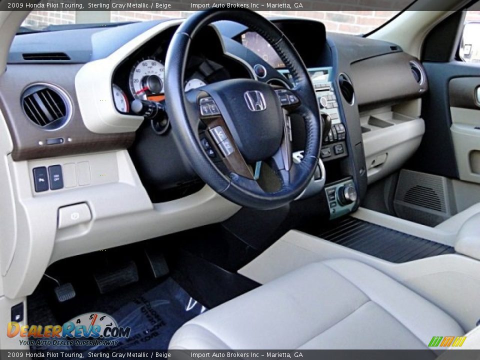 Beige Interior - 2009 Honda Pilot Touring Photo #9