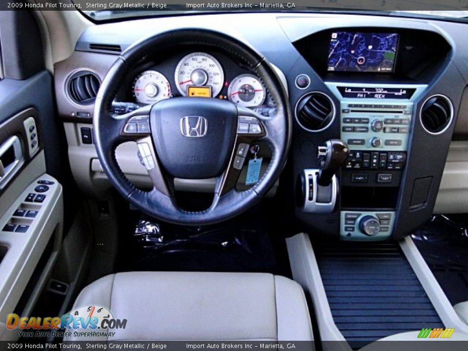 Dashboard of 2009 Honda Pilot Touring Photo #10