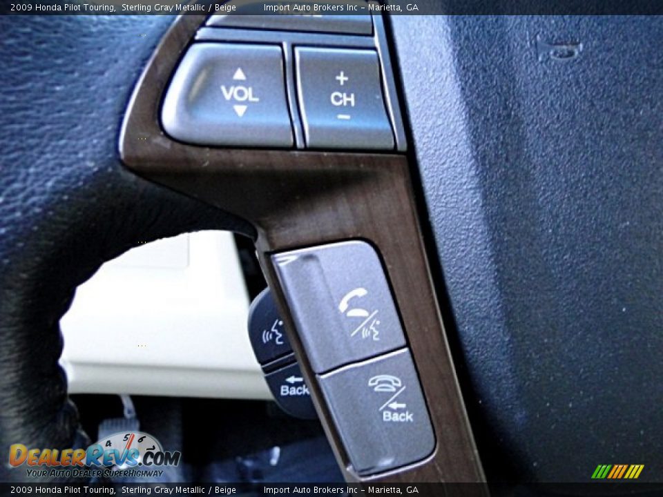 Controls of 2009 Honda Pilot Touring Photo #20