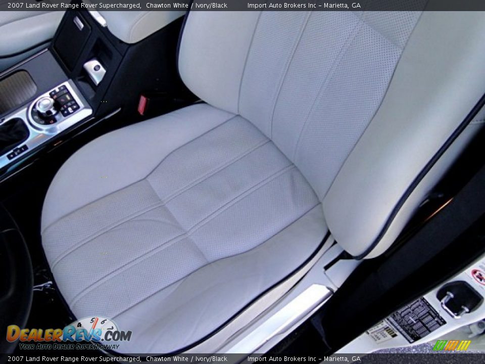 2007 Land Rover Range Rover Supercharged Chawton White / Ivory/Black Photo #8