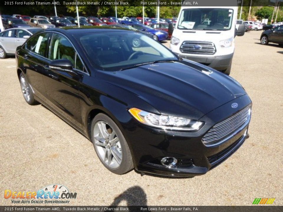 Front 3/4 View of 2015 Ford Fusion Titanium AWD Photo #2
