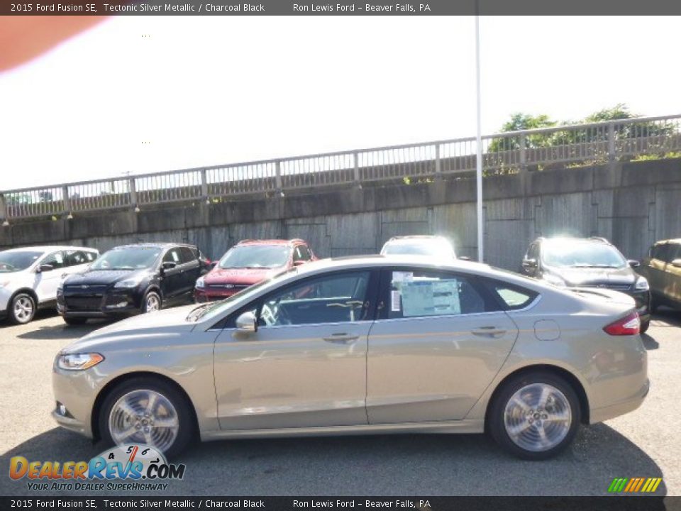 2015 Ford Fusion SE Tectonic Silver Metallic / Charcoal Black Photo #5