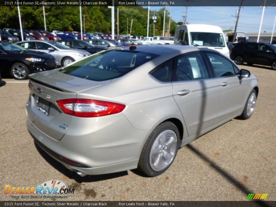 2015 Ford Fusion SE Tectonic Silver Metallic / Charcoal Black Photo #8
