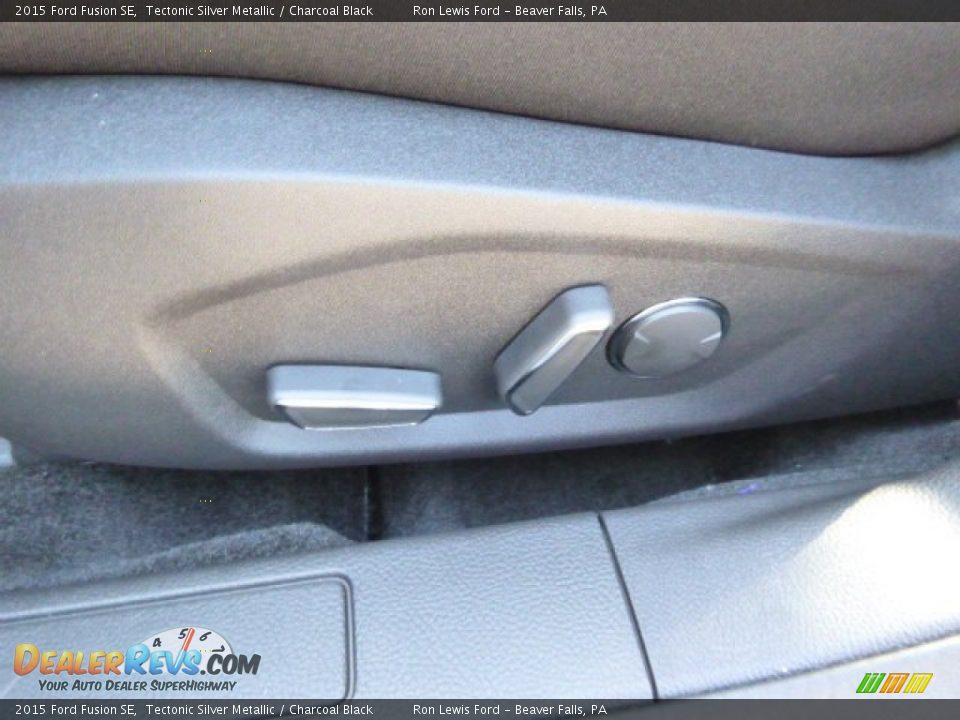 2015 Ford Fusion SE Tectonic Silver Metallic / Charcoal Black Photo #14