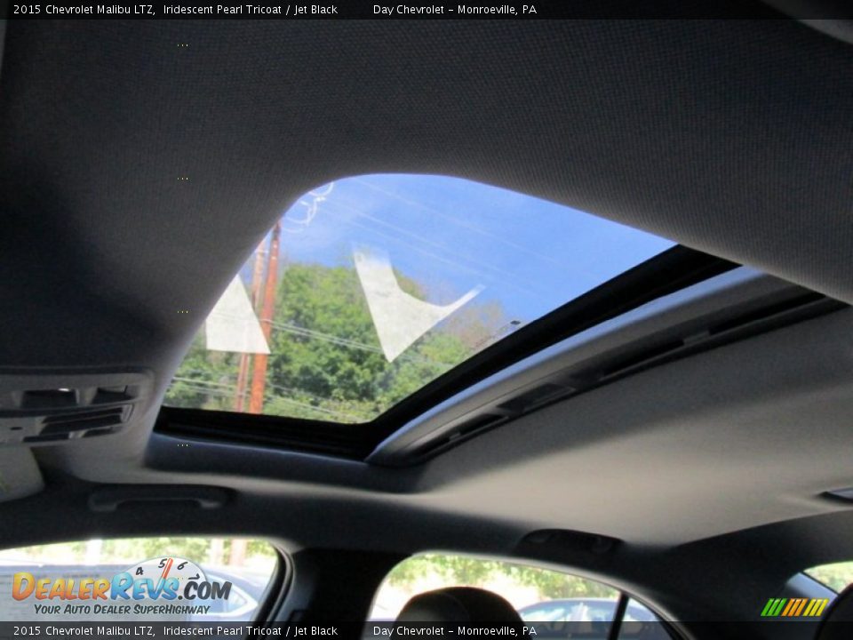 2015 Chevrolet Malibu LTZ Iridescent Pearl Tricoat / Jet Black Photo #11