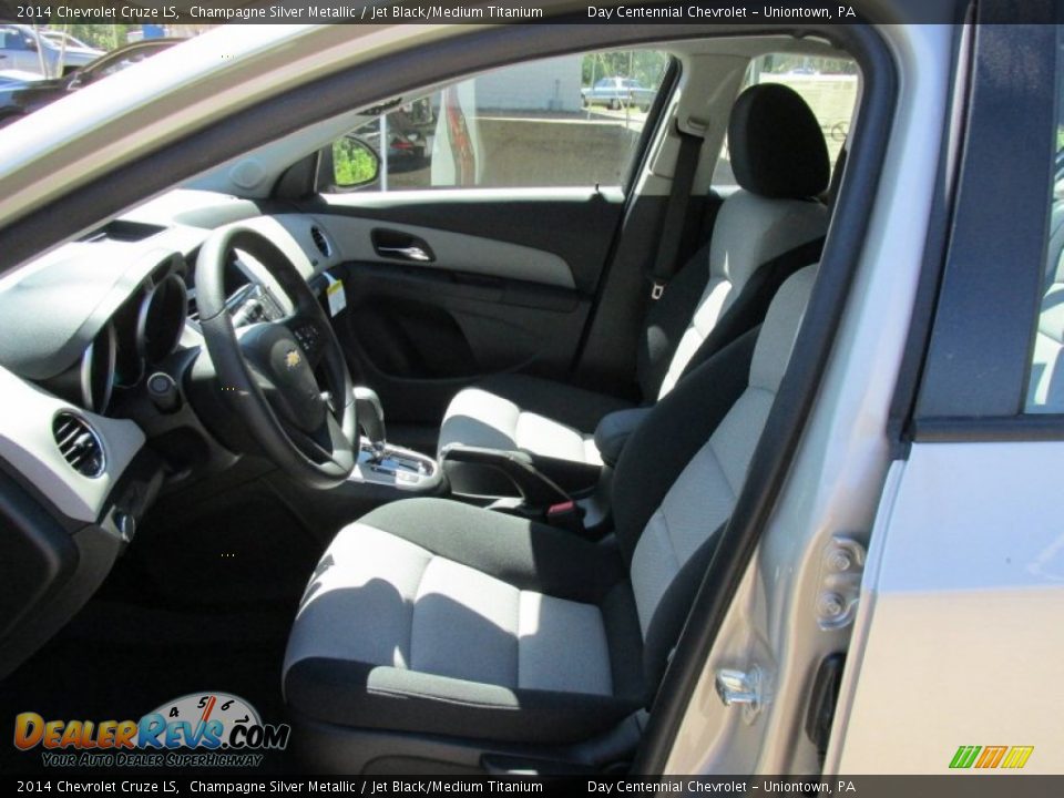 2014 Chevrolet Cruze LS Champagne Silver Metallic / Jet Black/Medium Titanium Photo #12