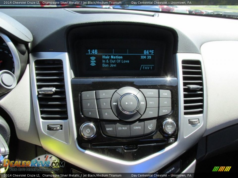 2014 Chevrolet Cruze LS Champagne Silver Metallic / Jet Black/Medium Titanium Photo #16