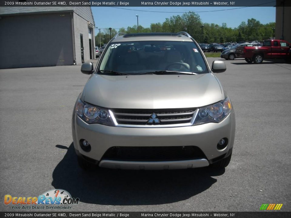 2009 Mitsubishi Outlander SE 4WD Desert Sand Beige Metallic / Beige Photo #13