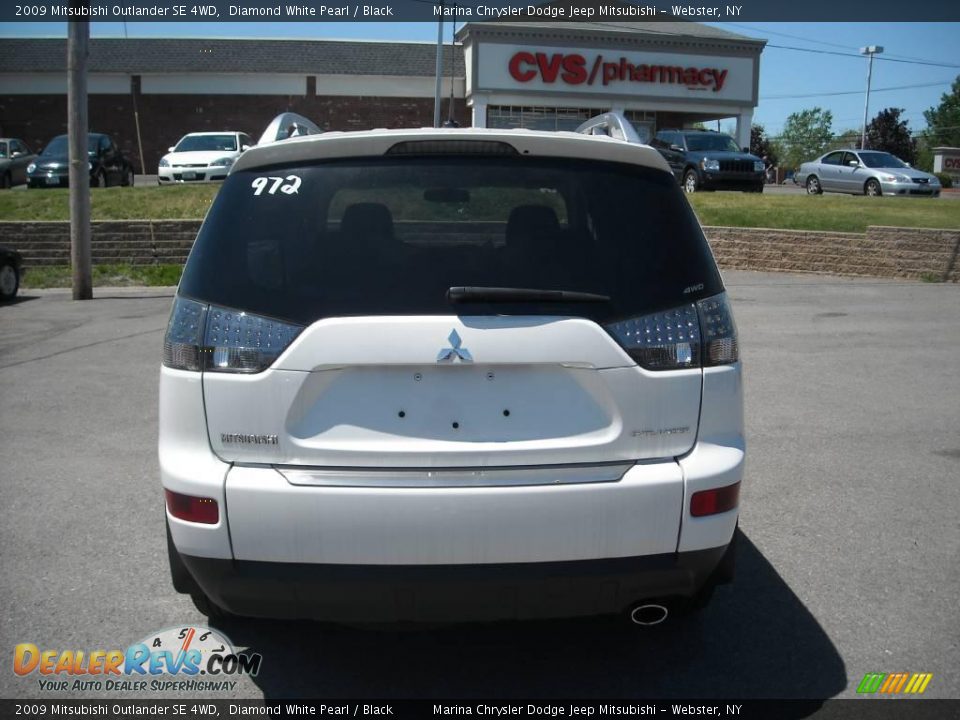 2009 Mitsubishi Outlander SE 4WD Diamond White Pearl / Black Photo #9
