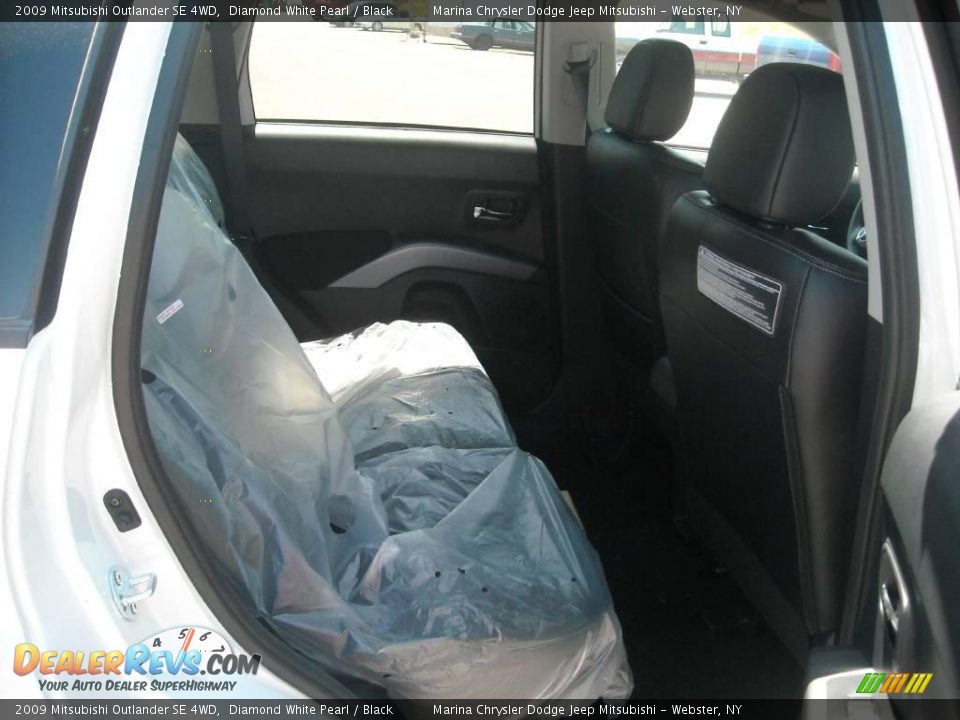 2009 Mitsubishi Outlander SE 4WD Diamond White Pearl / Black Photo #19
