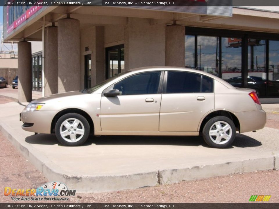 2007 Saturn ION 2 Sedan Golden Cashmere / Tan Photo #10