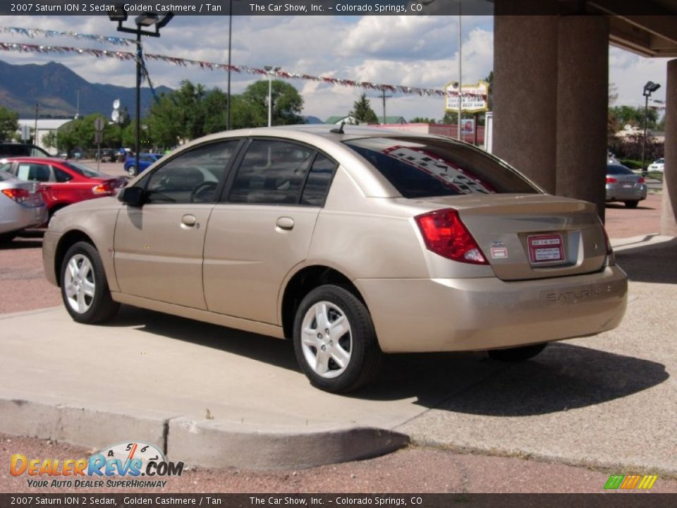 2007 Saturn ION 2 Sedan Golden Cashmere / Tan Photo #11