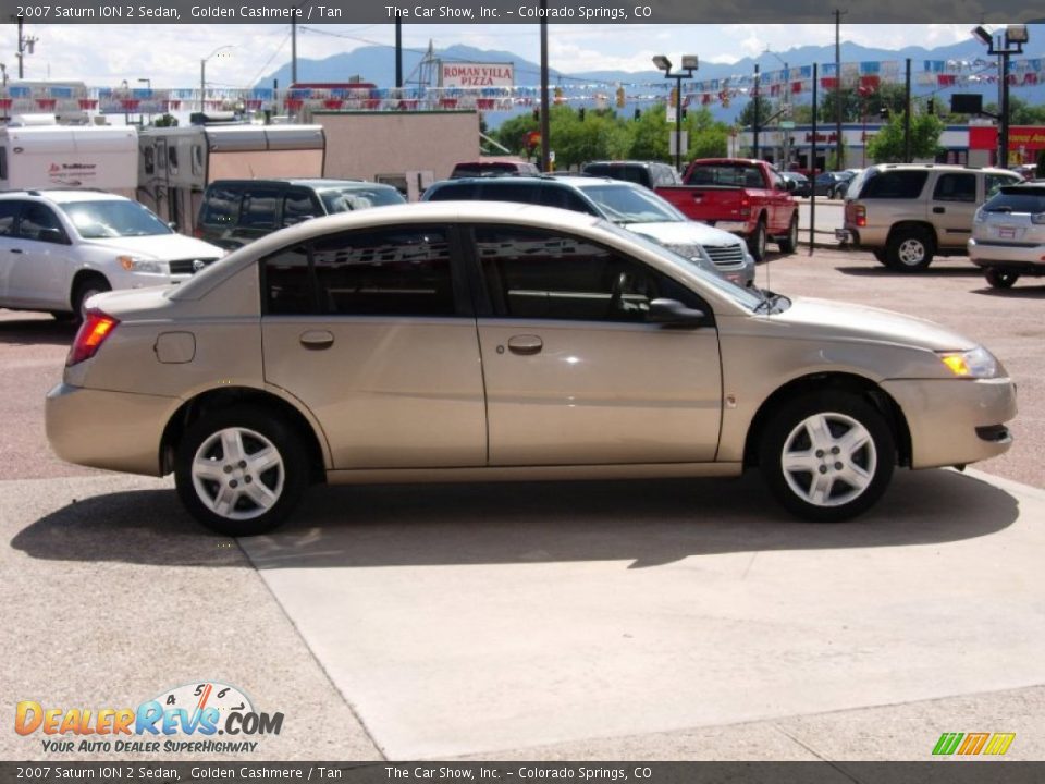 2007 Saturn ION 2 Sedan Golden Cashmere / Tan Photo #15