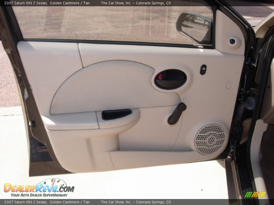 2007 Saturn ION 2 Sedan Golden Cashmere / Tan Photo #19