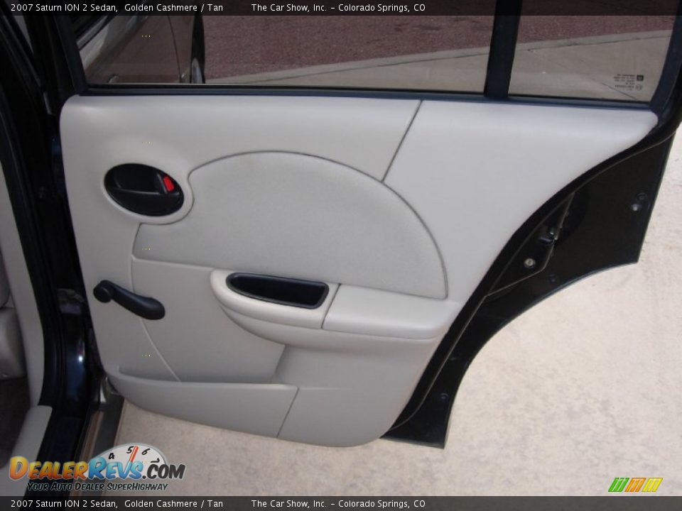 2007 Saturn ION 2 Sedan Golden Cashmere / Tan Photo #21