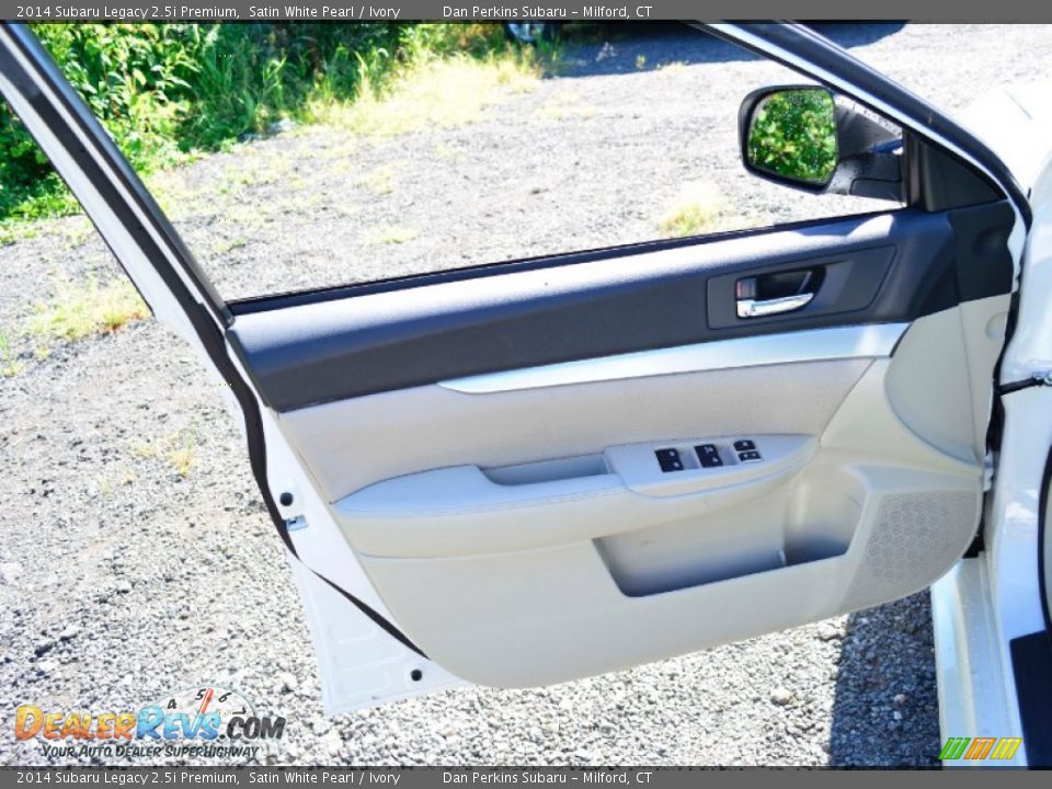 2014 Subaru Legacy 2.5i Premium Satin White Pearl / Ivory Photo #20