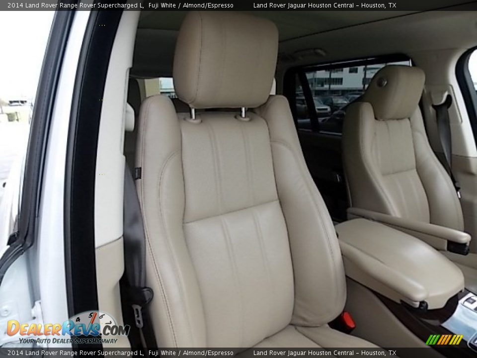 2014 Land Rover Range Rover Supercharged L Fuji White / Almond/Espresso Photo #22
