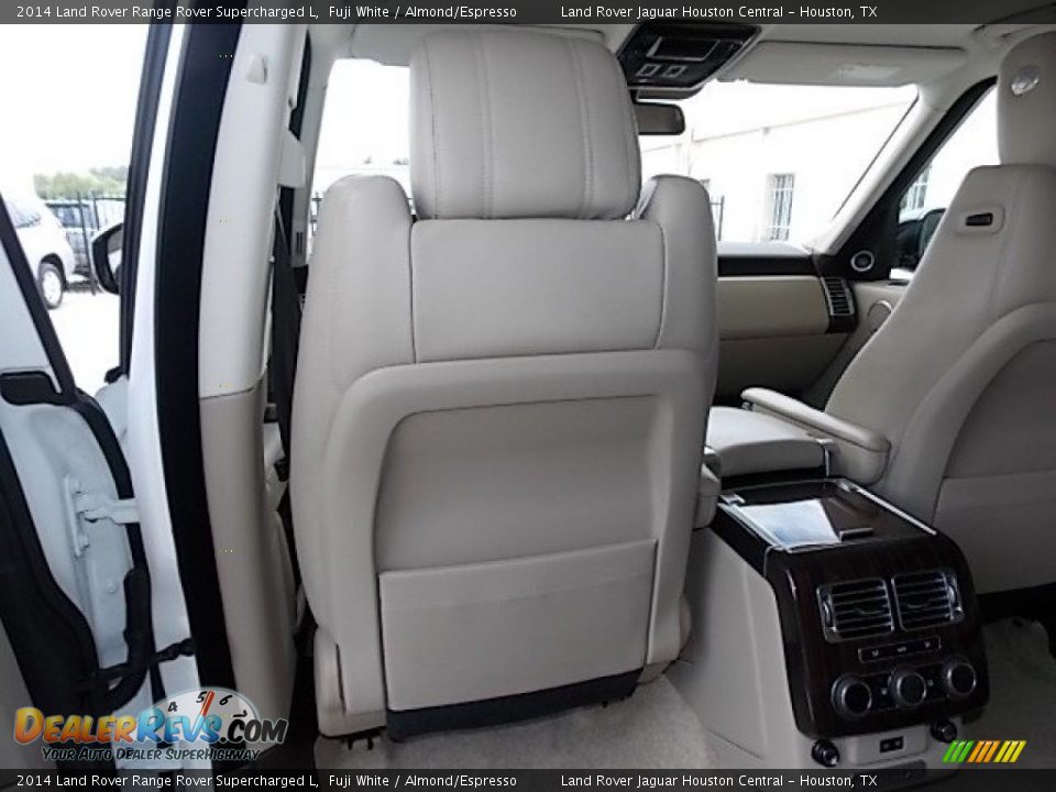2014 Land Rover Range Rover Supercharged L Fuji White / Almond/Espresso Photo #30