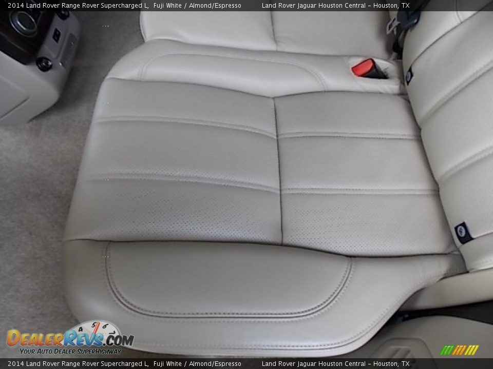 2014 Land Rover Range Rover Supercharged L Fuji White / Almond/Espresso Photo #32