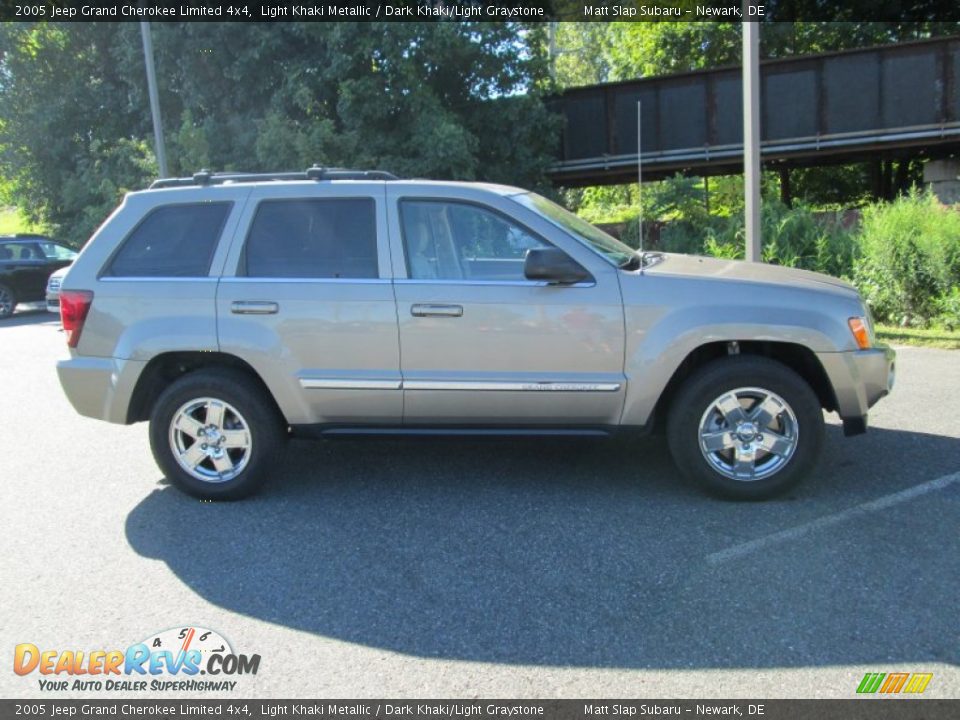 2005 Jeep Grand Cherokee Limited 4x4 Light Khaki Metallic / Dark Khaki/Light Graystone Photo #5