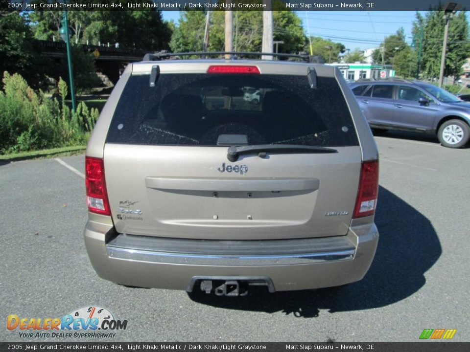 2005 Jeep Grand Cherokee Limited 4x4 Light Khaki Metallic / Dark Khaki/Light Graystone Photo #7