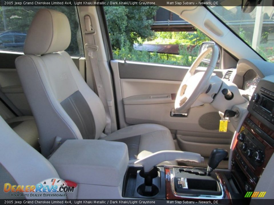2005 Jeep Grand Cherokee Limited 4x4 Light Khaki Metallic / Dark Khaki/Light Graystone Photo #15