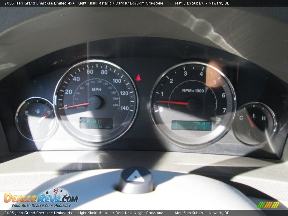 2005 Jeep Grand Cherokee Limited 4x4 Light Khaki Metallic / Dark Khaki/Light Graystone Photo #27